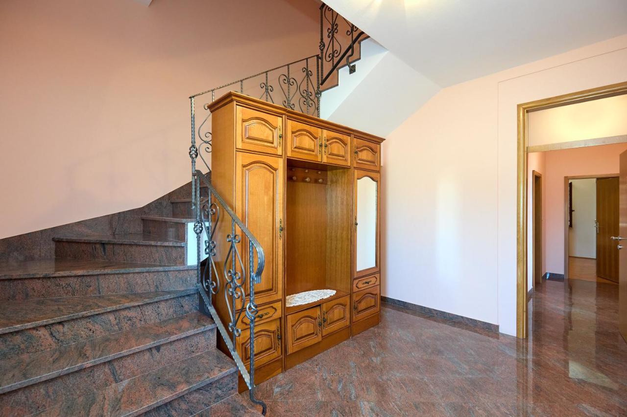 Helton Seaview Apartments Orasac Exterior foto