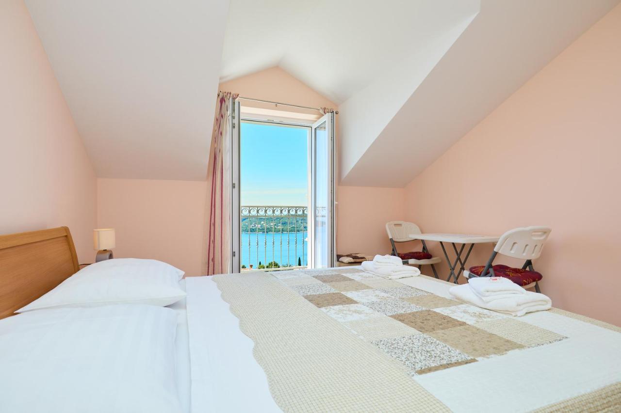 Helton Seaview Apartments Orasac Exterior foto